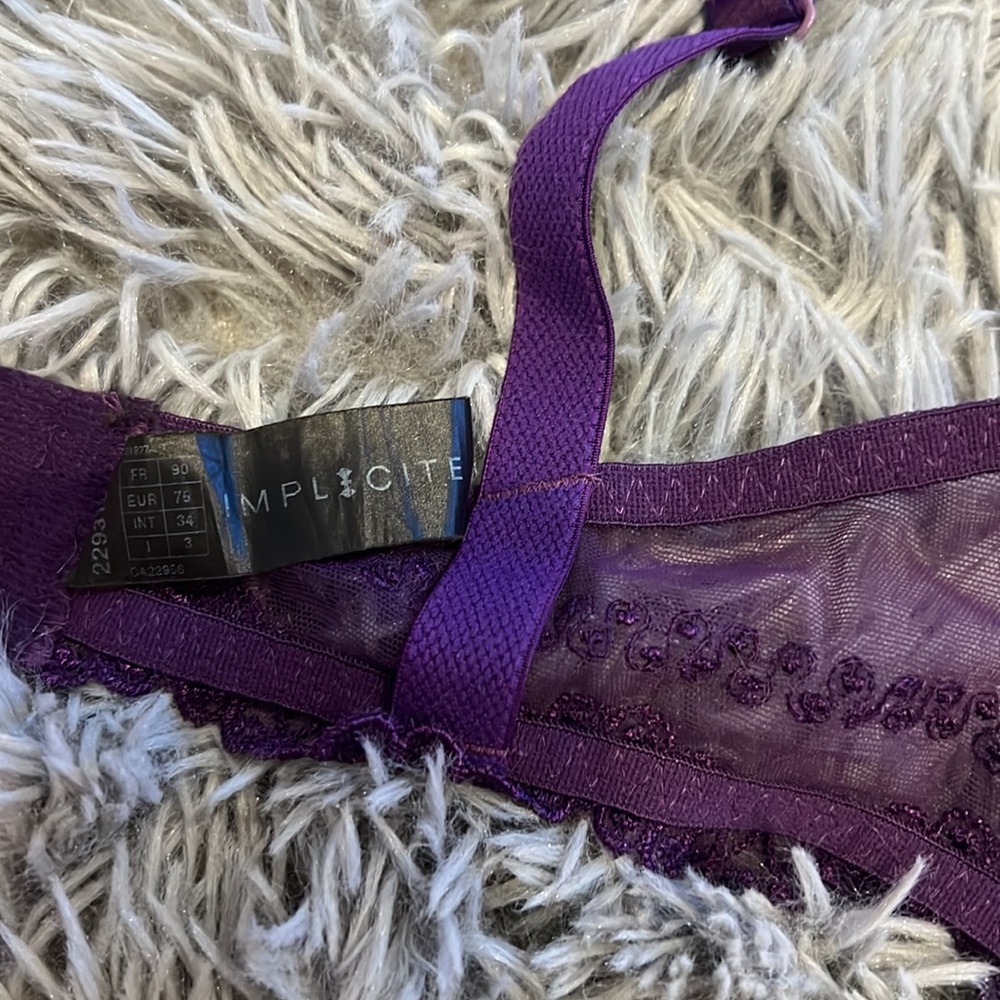 Implicite Bra - Picture 10 of 11